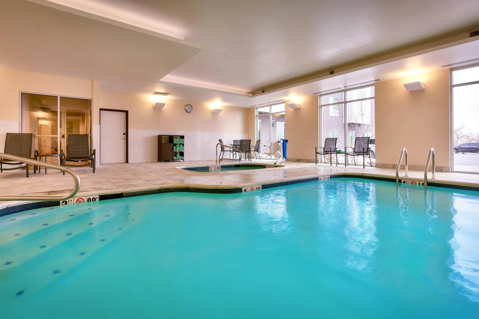 Fairfield Inn & Suites By Marriott Denver West/Federal Center Лейкуд Екстериор снимка
