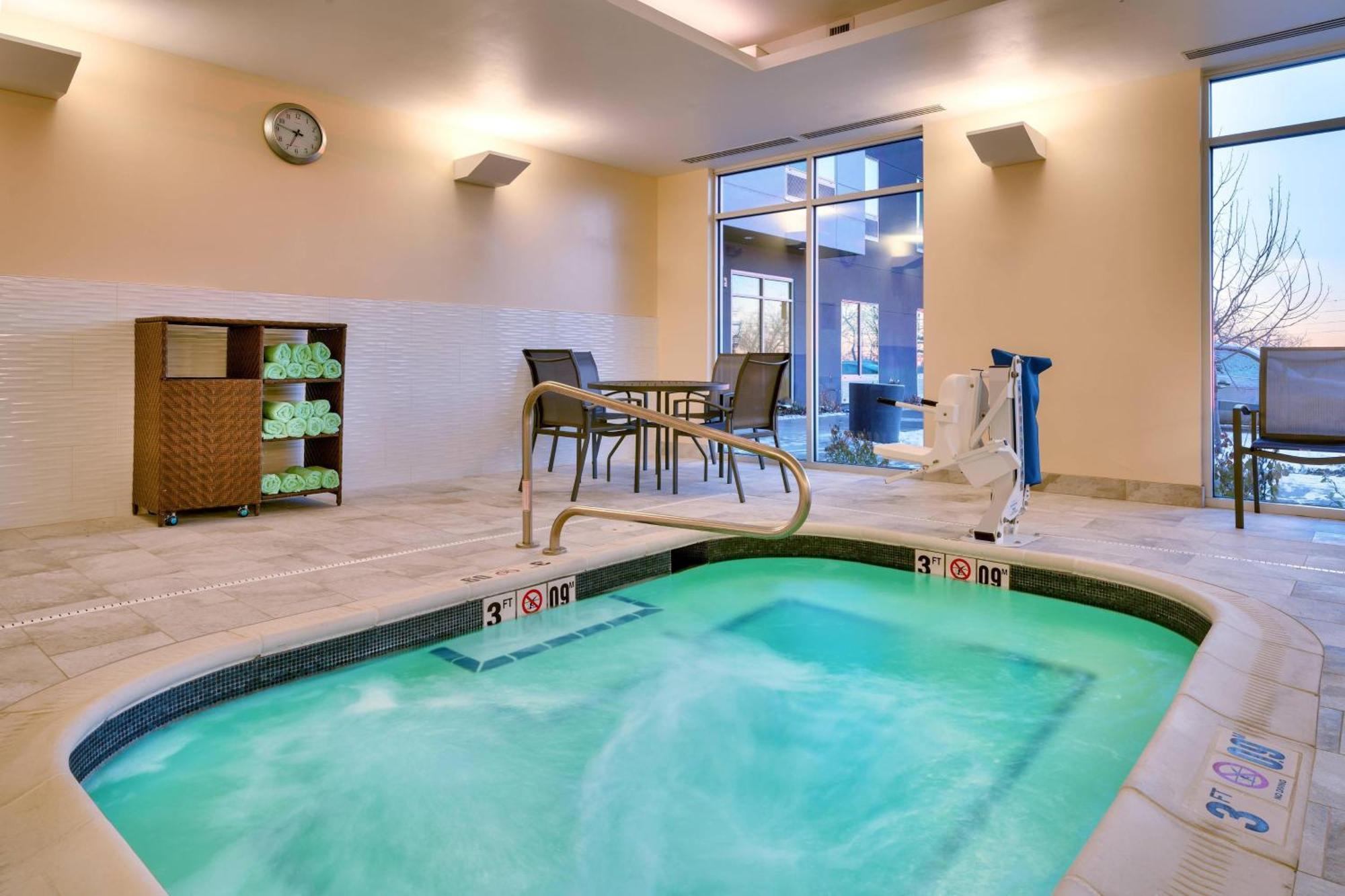 Fairfield Inn & Suites By Marriott Denver West/Federal Center Лейкуд Екстериор снимка